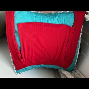 Red Off The Shoulder CropTop , Not Tight